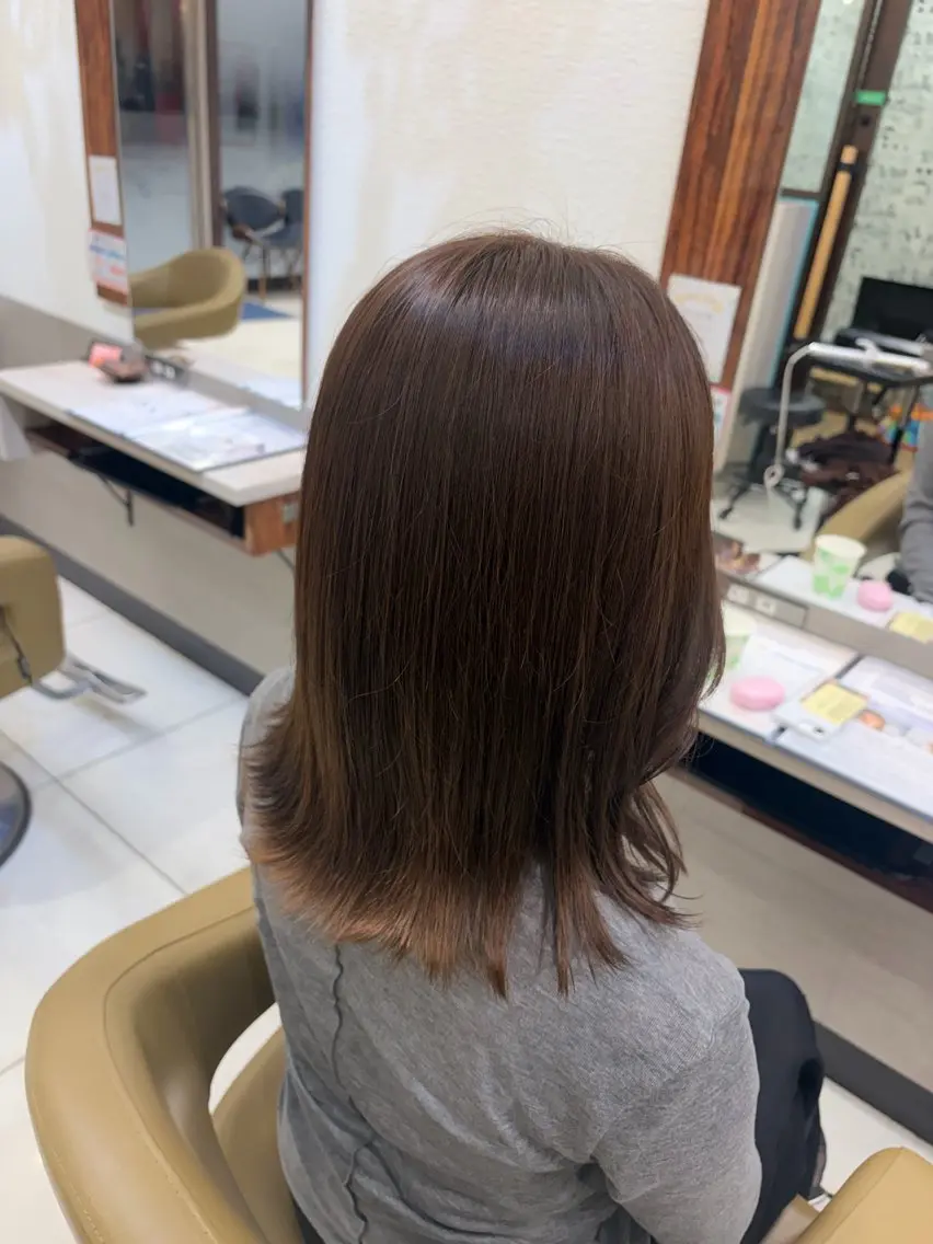 ミディアム ヘアカラー トリートメント 三並 綾夏のヘアスタイル