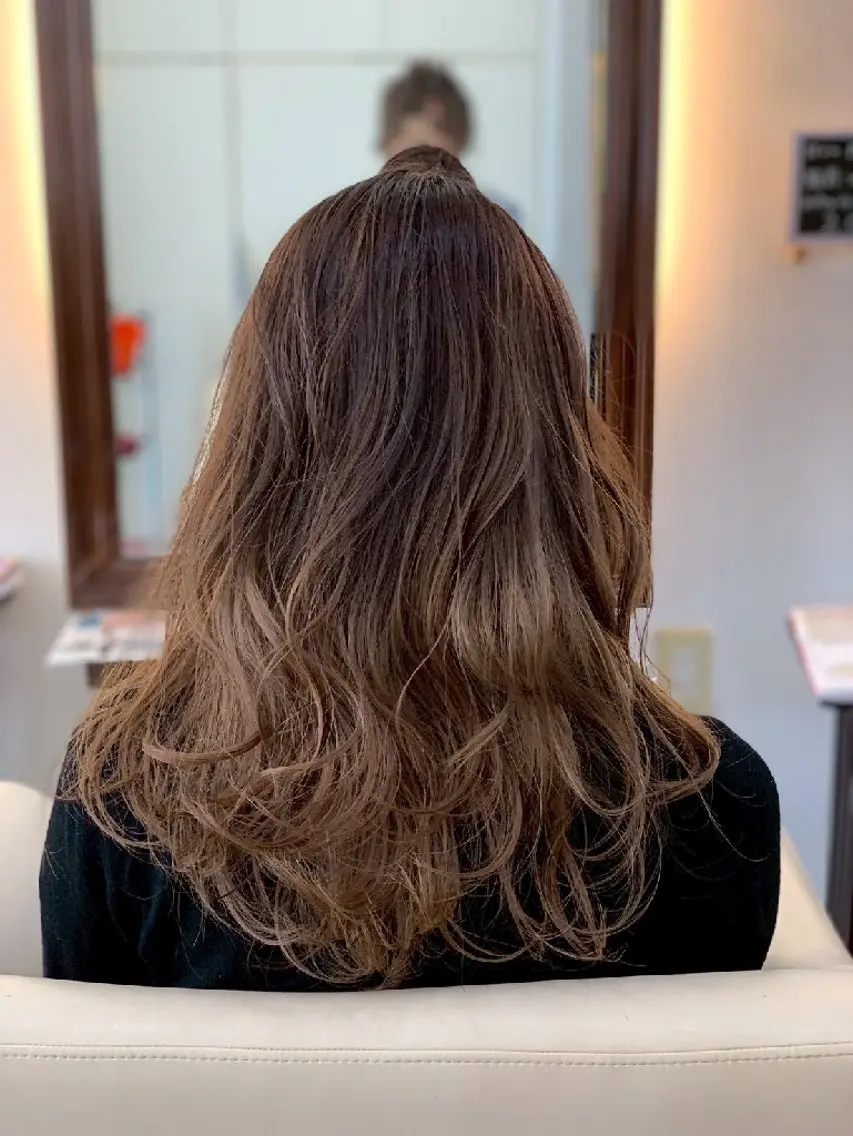 ミディアム 古橋 瑞希のヘアスタイル