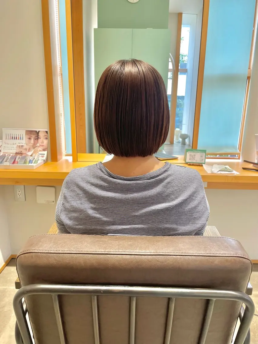 ミディアム ボブ 縮毛矯正 monami 山本華菜のヘアスタイル