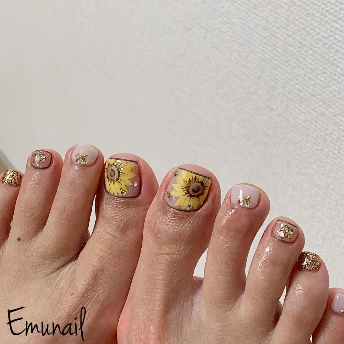 ネイル フットネイル Emu Nailのネイルデザイン