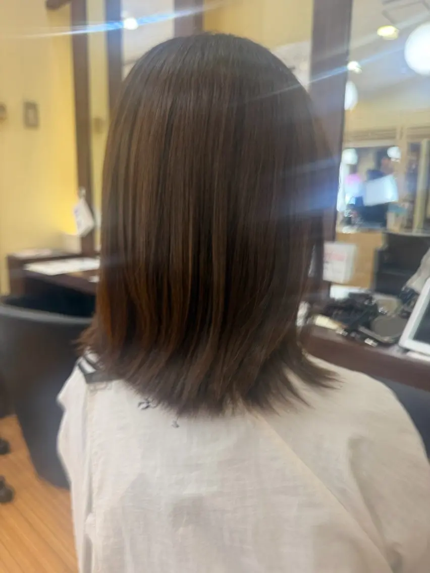 セミロング ボブ レイヤーカット 上野 萌亜のヘアスタイル