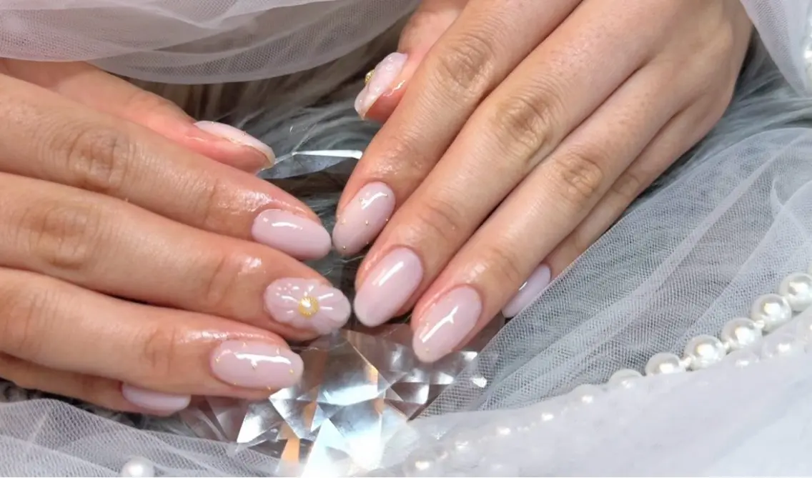 ネイル ハンドネイル Silk ＆.のネイルデザイン
