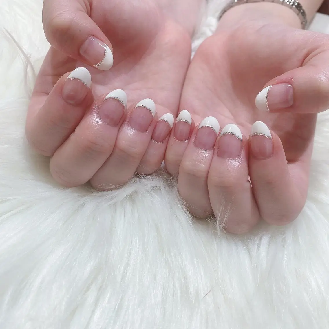ネイル ハンドネイル 西岡 杏のネイルデザイン