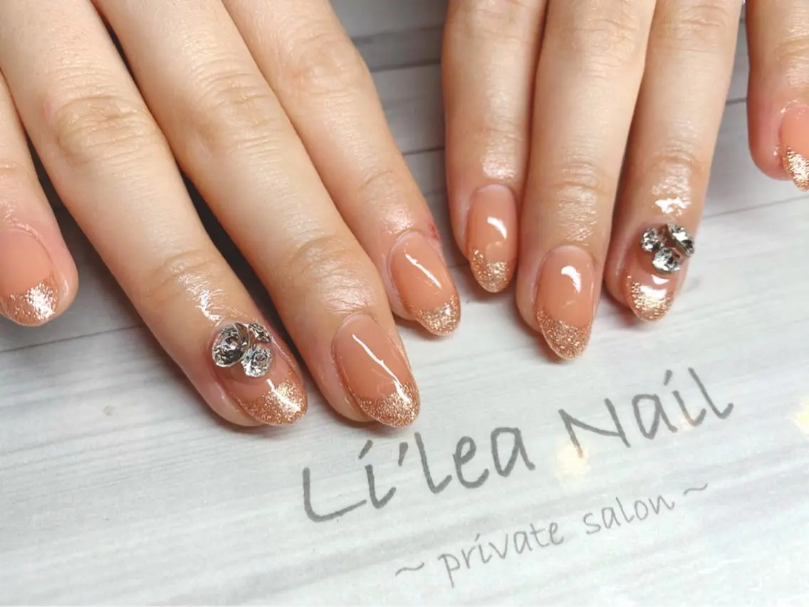 ネイル Li'leaNail AINAのネイルデザイン