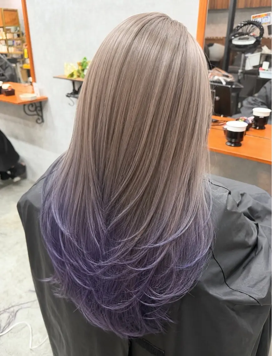 ロング カラー C'LD Hair トモヤのヘアスタイル