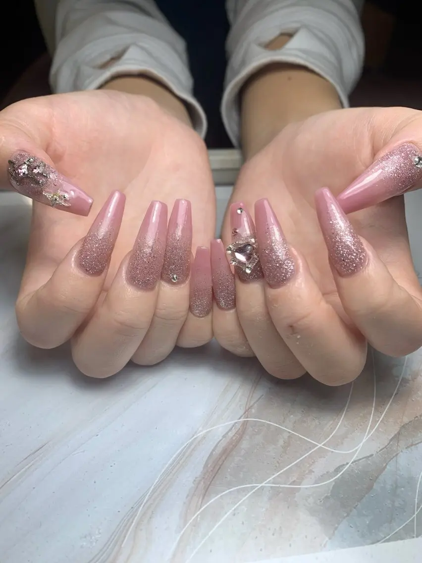 ネイル フレンチネイル ジェルネイル 韓国ネイル マグネットネイル マグネットフレンチ akina nailsのネイルデザイン