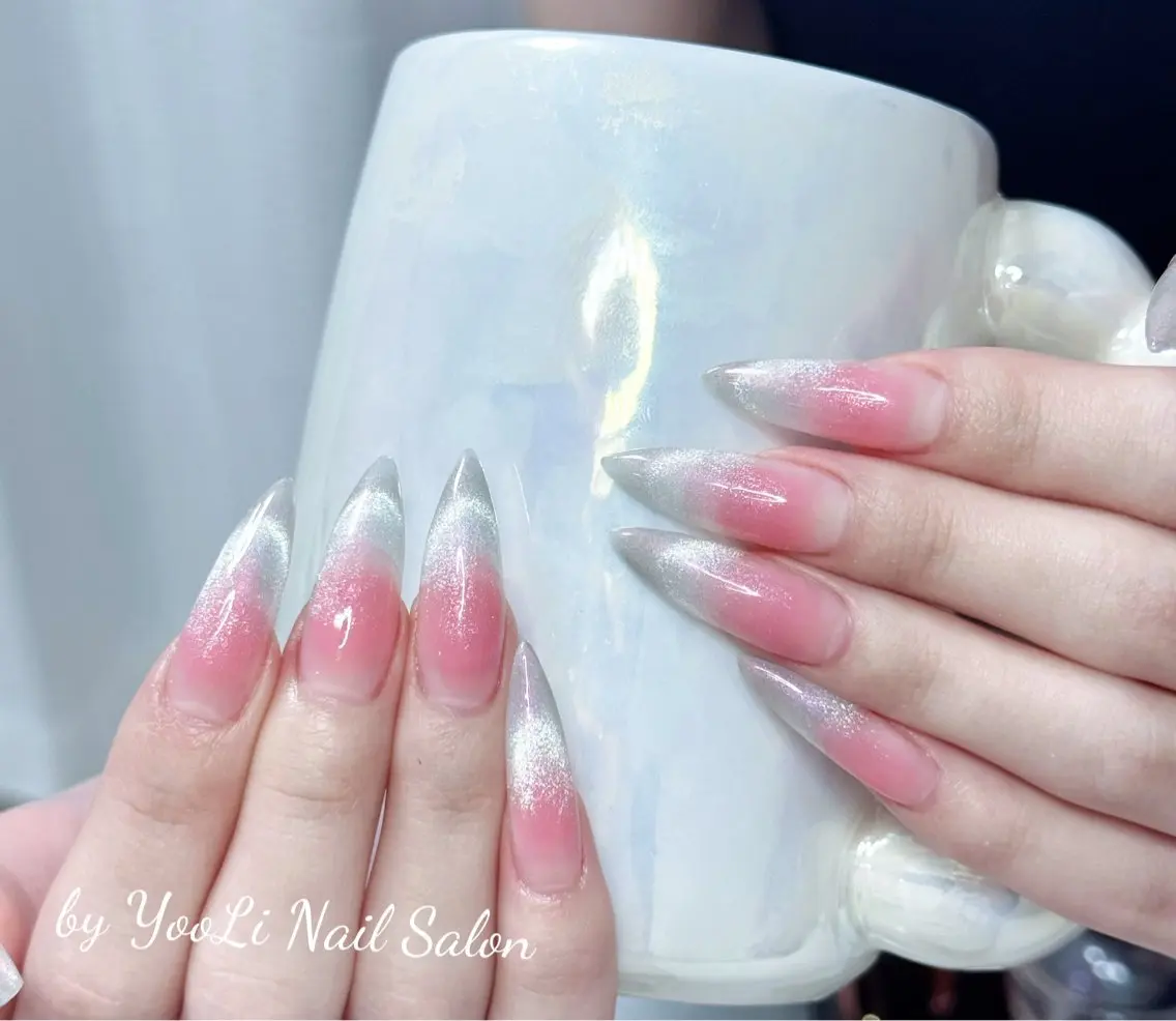 ネイル アートネイル オーロラネイル チークネイル フレンチネイル ガラスフレンチ ハンドネイル 🎀🎀YooLi Nail Salonのネイルデザイン