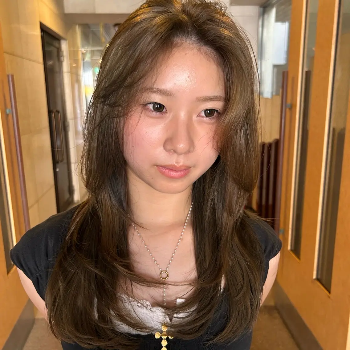 ロング カラー ベージュカラー ダブルカラー オリーブベージュ ヘアカラー レイヤー🍑/パーマ /艶髪カラーのヘアスタイル