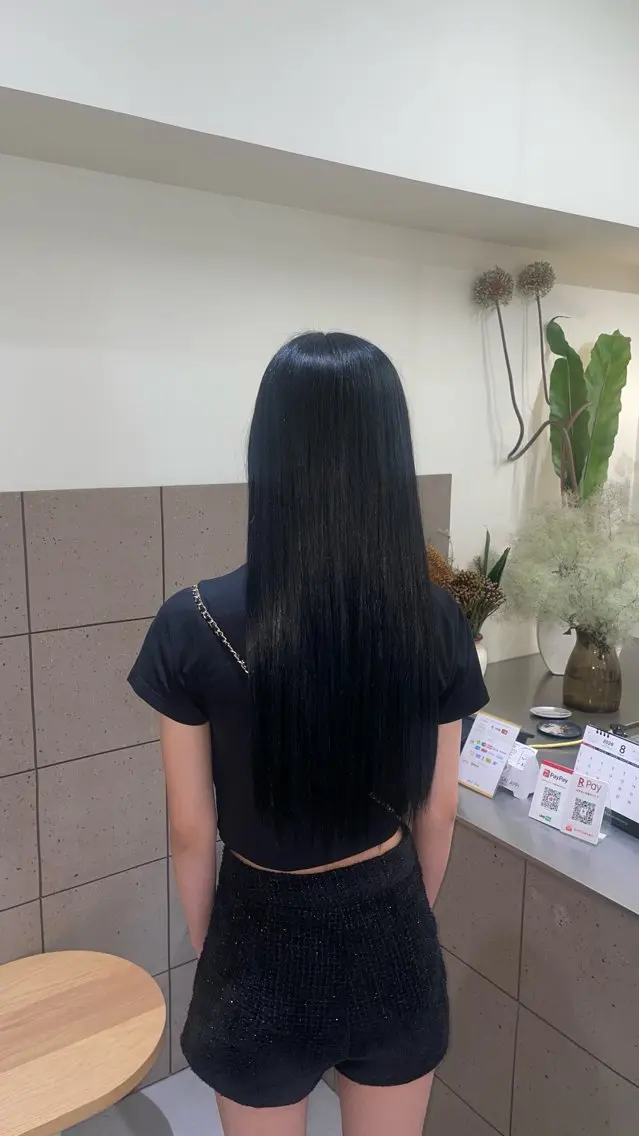 ロング カラー ヘアカラー JURI /HUIのヘアスタイル