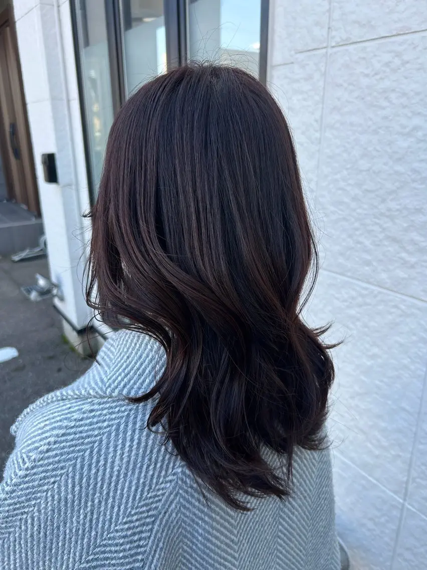 ミディアム カラー ヘアカラー 韓国風透明感カラー✨ 播磨茉侑のヘアスタイル