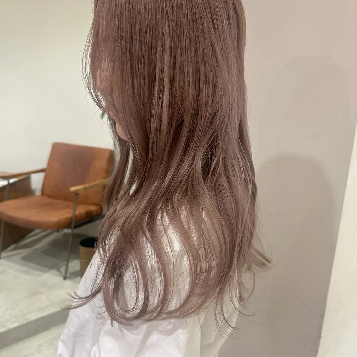 ロング カラー ベージュカラー ピンクカラー ピンクベージュ カット ヘアカラー トリートメント 平野恵/透明感カラー ブリーチ/ボブのヘアスタイル