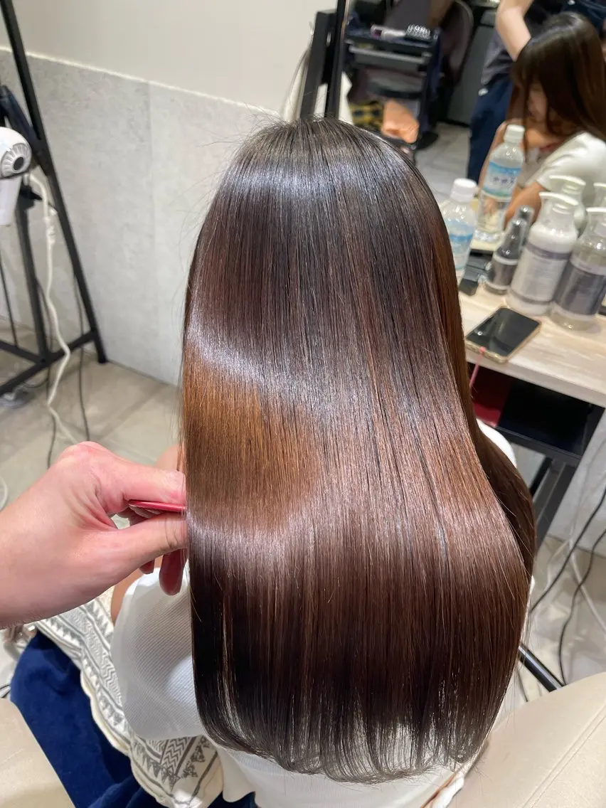 ロング 縮毛矯正 🎁毎月通える価格✨ QUATRO金子裕也のヘアスタイル