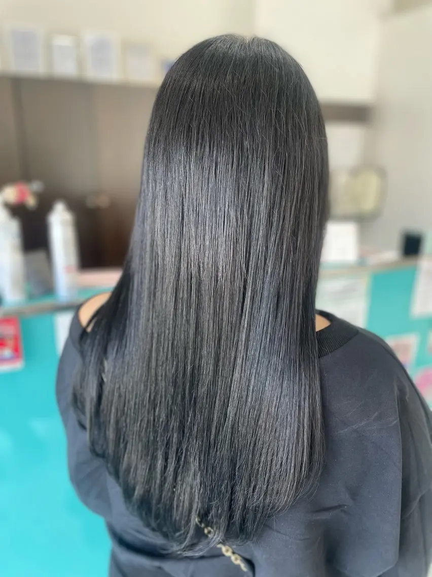 ロング プルエクステ エクステ ロング 吉田 麻倫のヘアスタイル