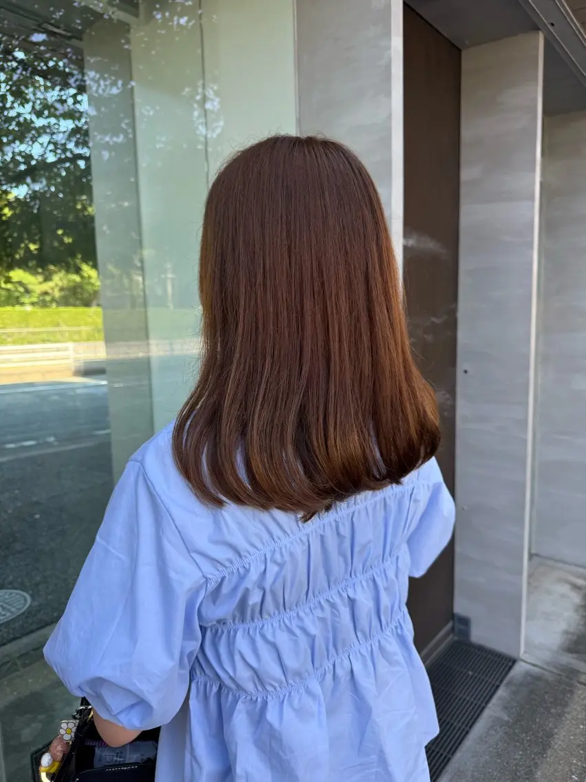 セミロング カラー ヘアカラー トリートメント qpulaあいみ 透明感カラーのヘアスタイル