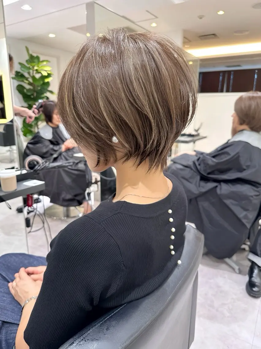 【-7歳若返る】ショートカットモデルの写真