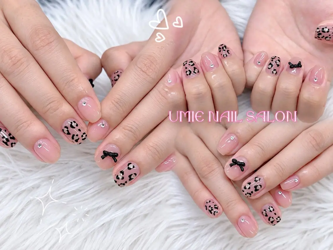 ネイル フットネイル フレンチネイル ジェルネイル ガラスフレンチ マグネットネイル ハンドネイル UMIE NAIL SALONのネイルデザイン
