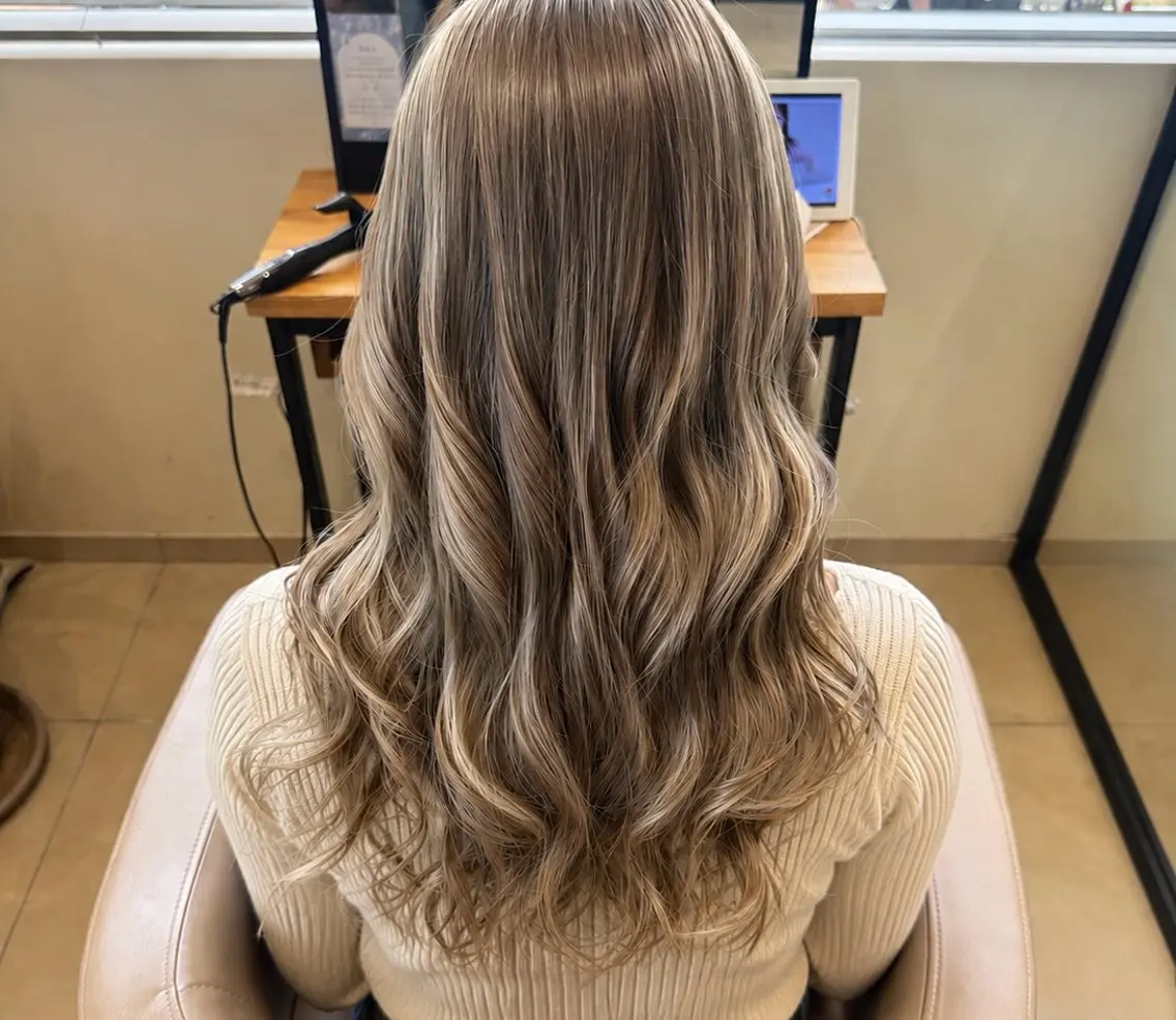 ロング 艶髪┊︎垢抜けヘア ななみのヘアスタイル