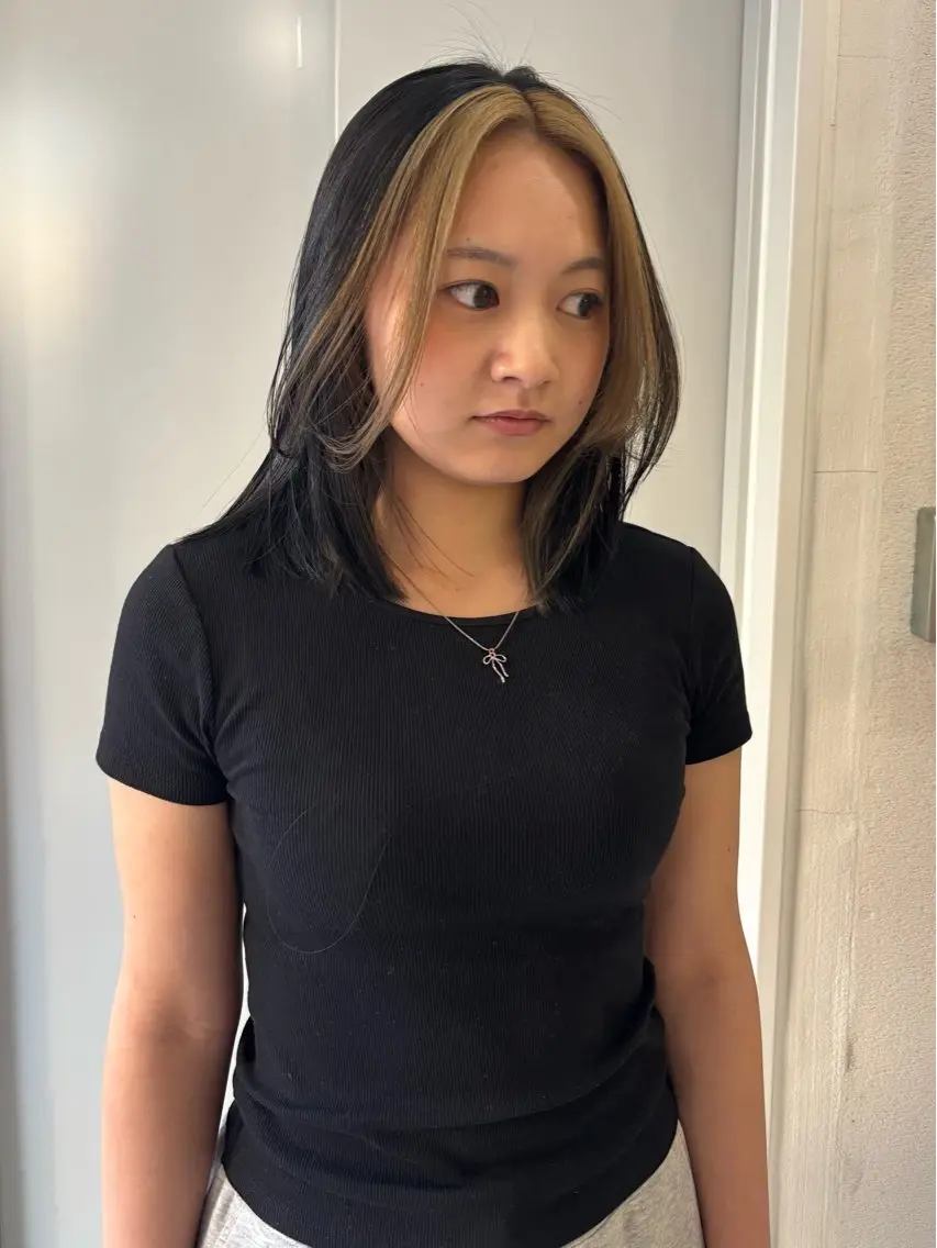 ミディアム カラー ミストバング  フェイスフレーミング レイヤーカット カット ヘアカラー トリートメント 透明感カラー/髪質改 善/烏丸御池/寿々乃のヘアスタイル