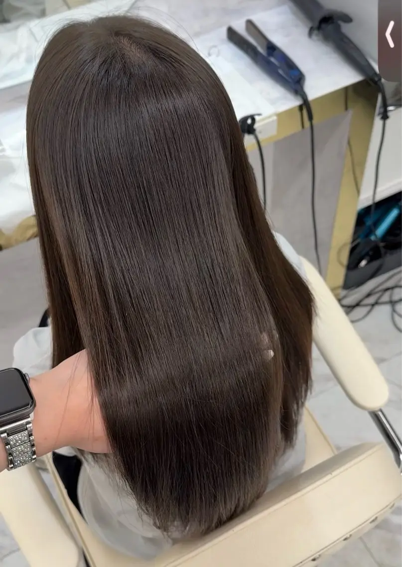 ロング カラー カット ヘアカラー 縮毛矯正 大人韓国レイヤ ー特化|角岡泉希🩶のヘアスタイル