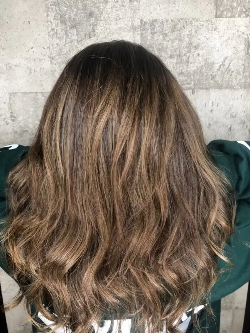 ロング カラー カット ヘアカラー 🍒アシスタント アイリスト飯野 心咲のマツエク・マツパデザイン