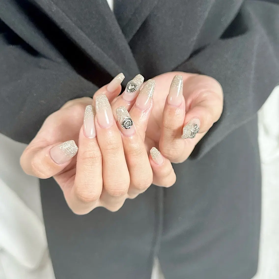 ネイル シンプルネイル LAUR Natsukiのネイルデザイン