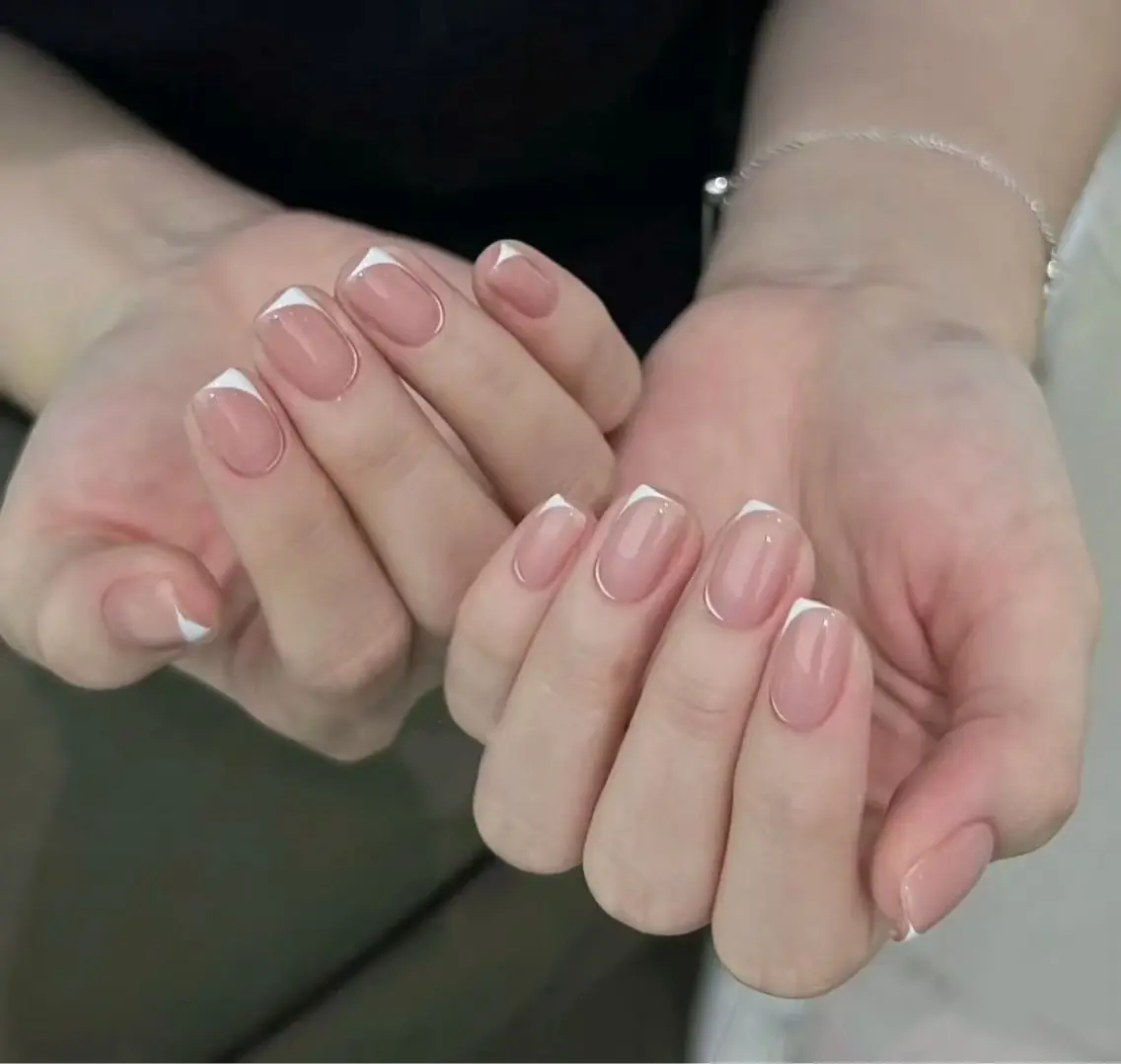 ネイル フラワーネイル フレンチネイル ジェルネイル ガラスフレンチ ハート ハンドネイル BabyYouMi nailのネイルデザイン