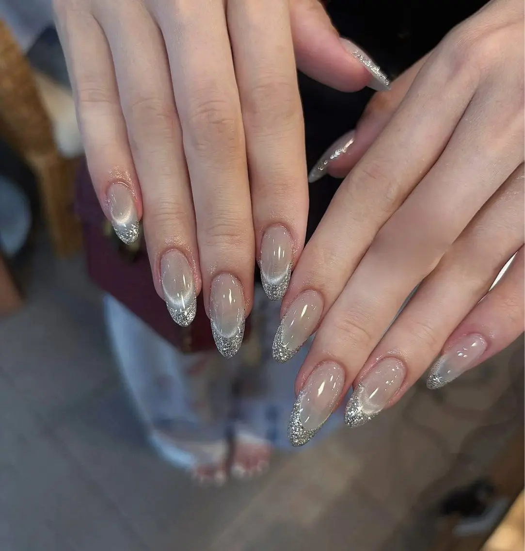 セミロング T&D NailSalonのネイルデザイン