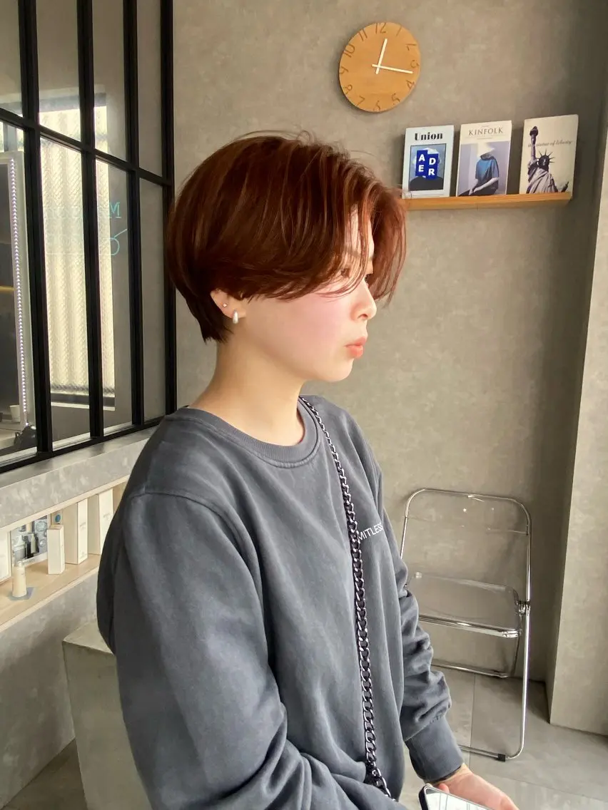 ショート カット ヘアカラー トリートメント 山岸 未玖のヘアスタイル
