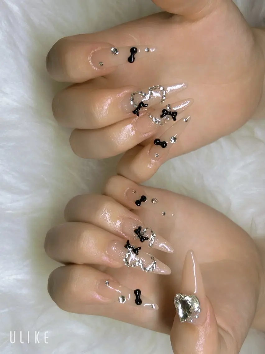 ネイル ハンドネイル フットネイル anela_nail aynのネイルデザイン