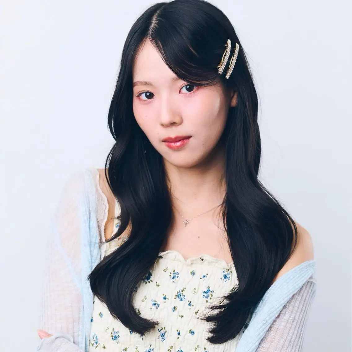 ロング くびれヘア 志村 奈々のヘアスタイル