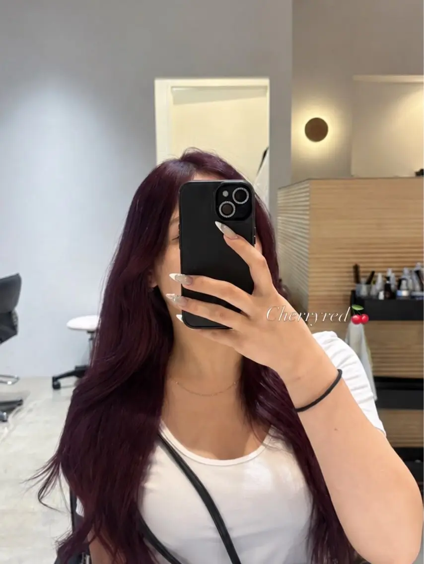 ロング 川幡 佳央のヘアスタイル