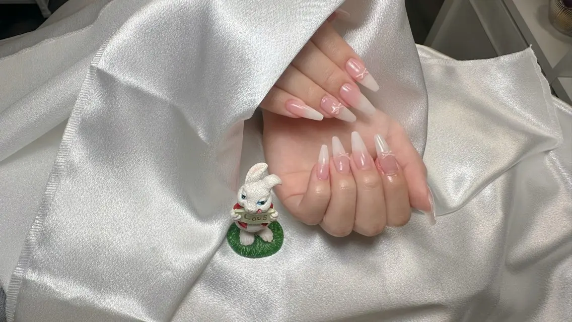 ネイル ハンドネイル セレーヌ 🩵Natsumiのネイルデザイン