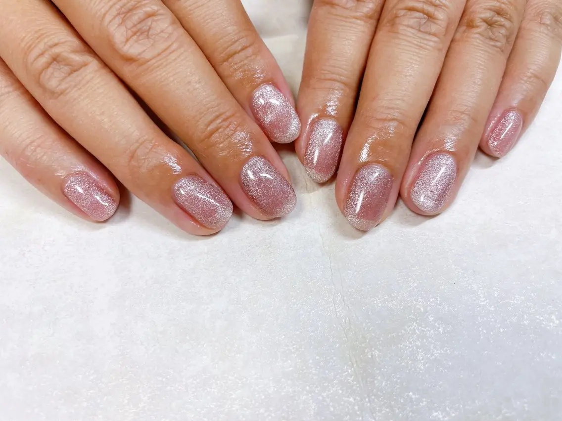 ネイル オーロラネイル フットネイル フレンチネイル ジェルネイル 韓国ネイル ハンドネイル mogunail &blowのネイルデザイン