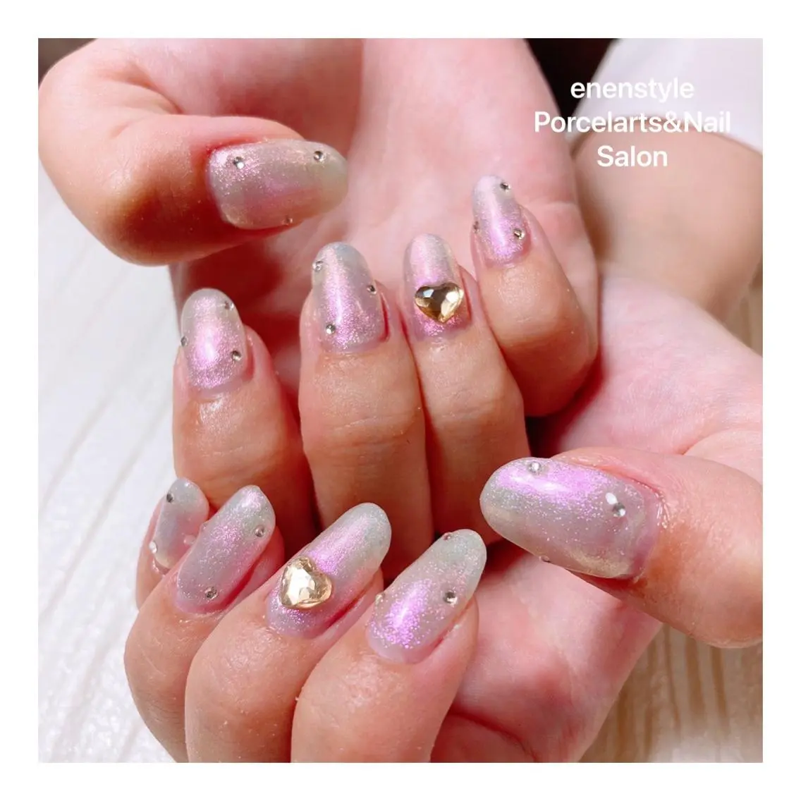ミディアム ネイル 🐾enen style 🐾のネイルデザイン