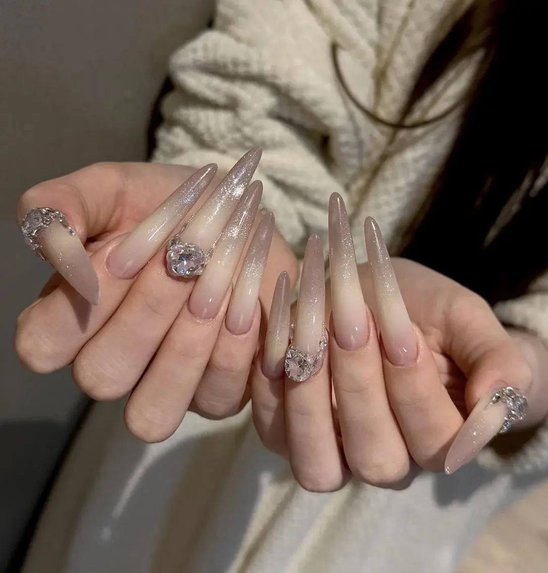 ネイル Melia Nailsのネイルデザイン