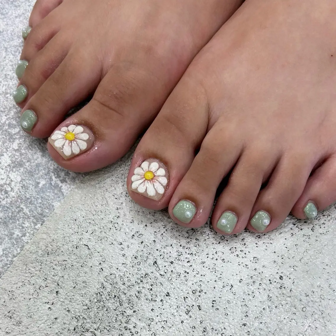 ネイル ぷっくりネイル フットネイル MIRUS町田店 ♡ maiのネイルデザイン