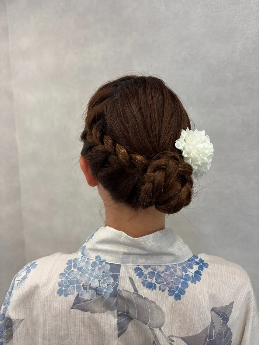 ヘアアレンジ ヘアセット ピンクカラーアレンジ 🩷AYANA🩷のヘアスタイル