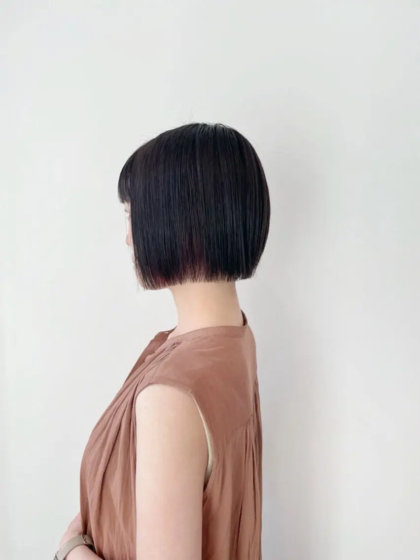 ミディアム カラー ENIF ツキのヘアスタイル
