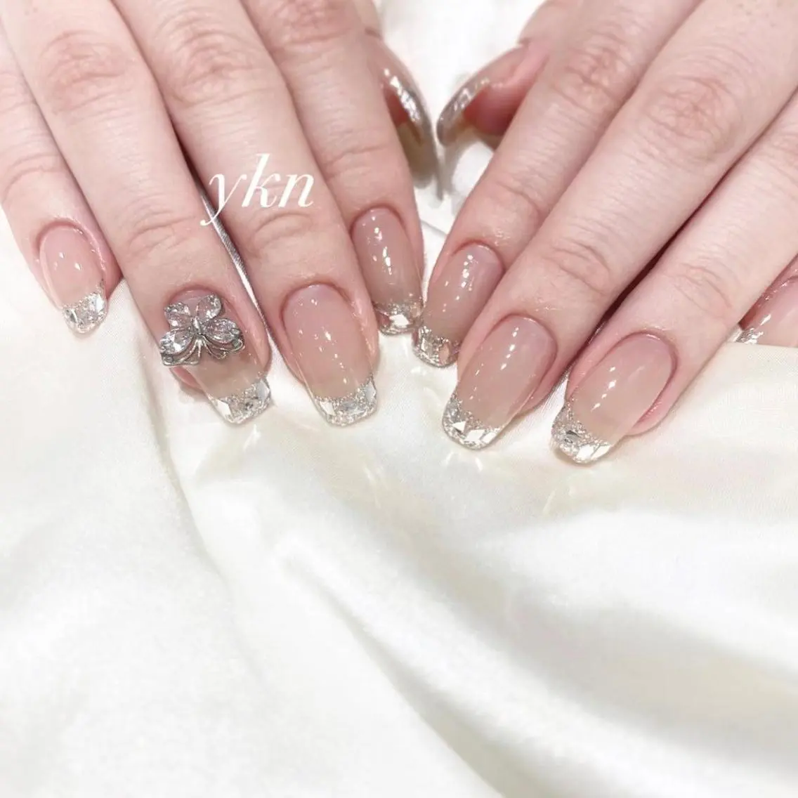 ネイル ハンドネイル melMoon .のネイルデザイン