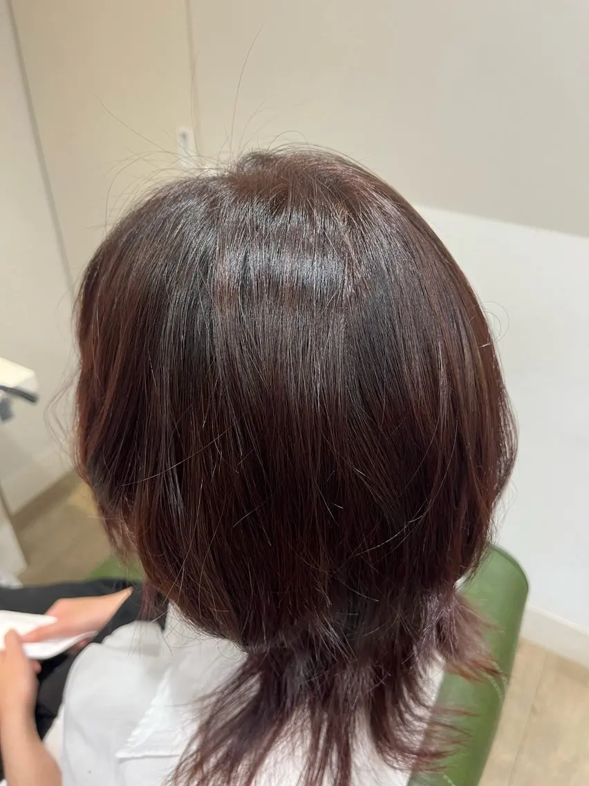 ショート カラー ブリーチ ブラウンカラー ピンクカラー 小鴨 美佳のヘアスタイル