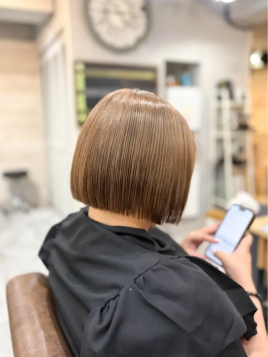 ショート カット ヘアカラー suzuka🌿 レイヤー/艶カラーのヘアスタイル