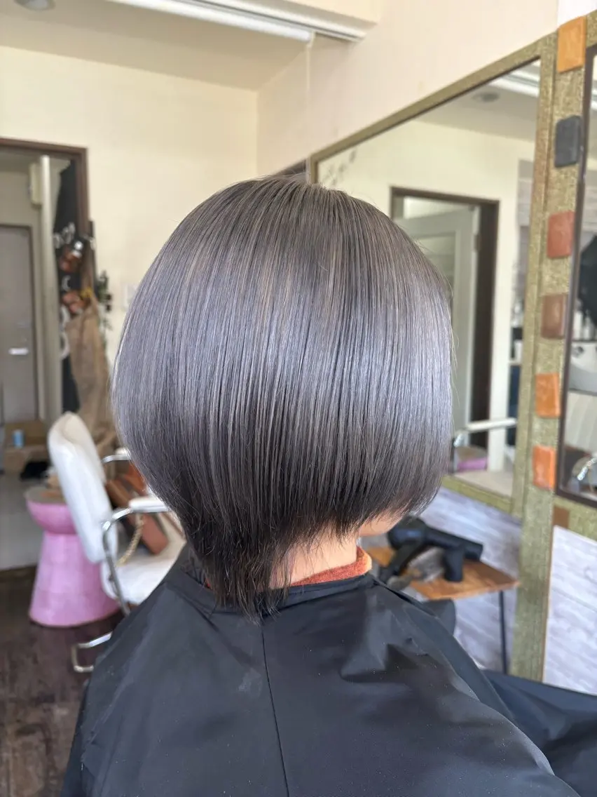 ショート カラー ヘアカラー 渡辺 健太のヘアスタイル