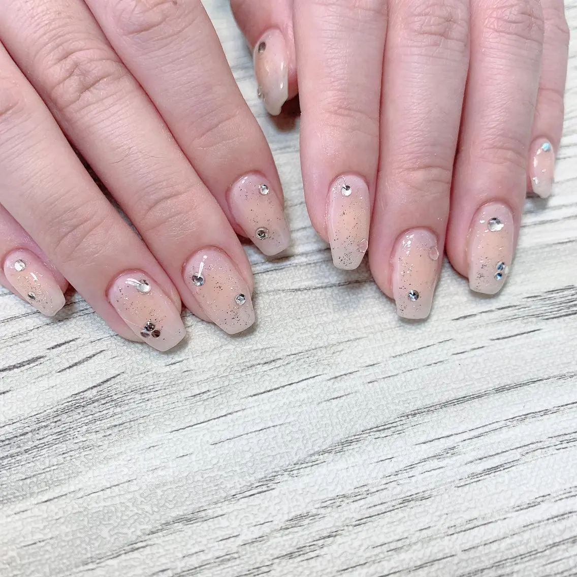 ネイル ハンドネイル フットネイル Adite nailのネイルデザイン