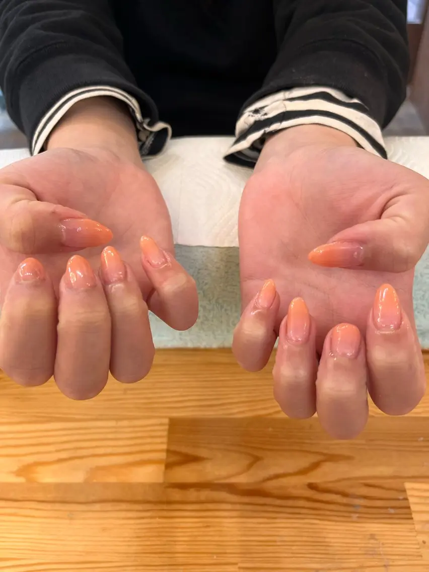 ネイル グラデーション nailAlaia 妙典店 アイリのネイルデザイン