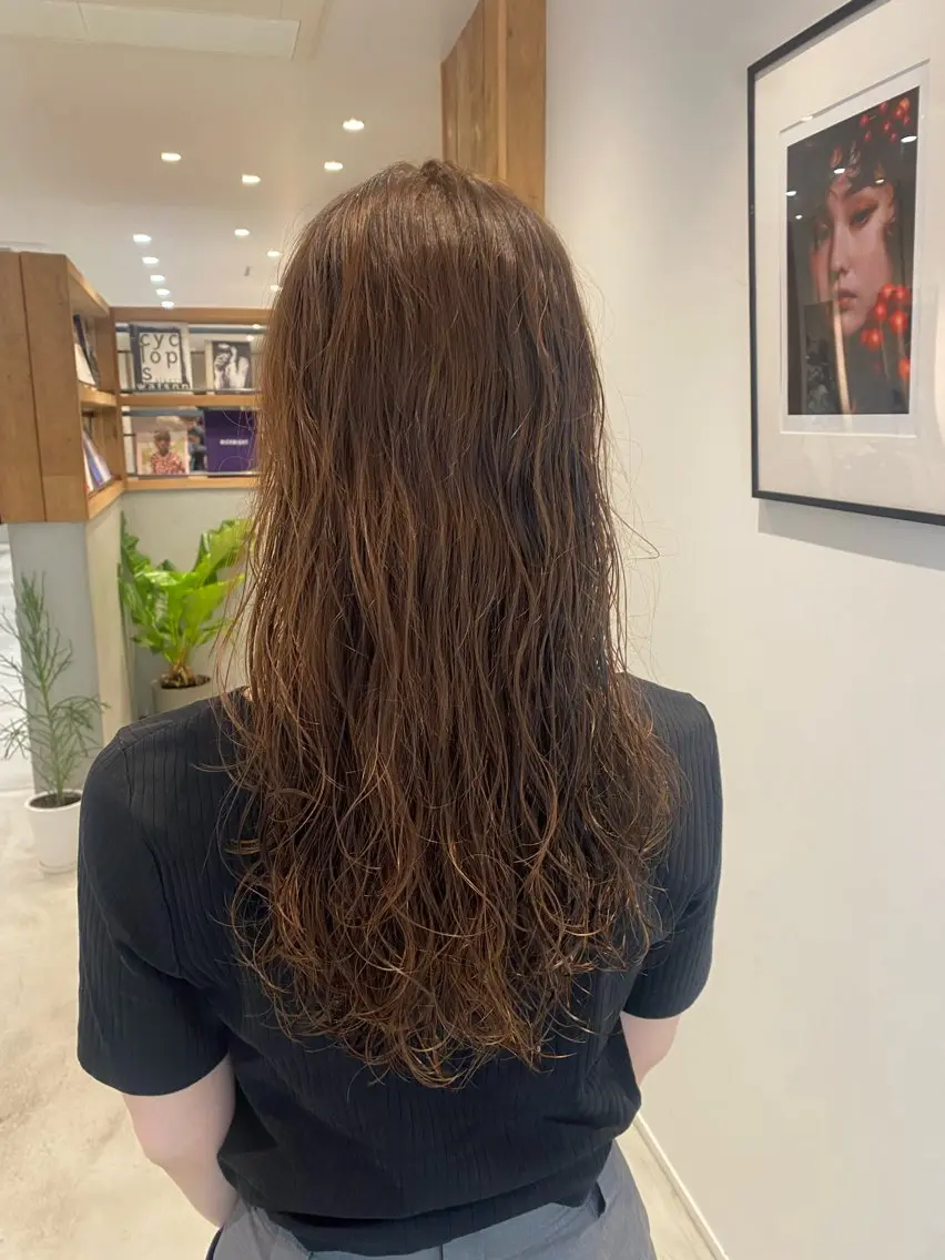 ロング カット パーマ 三代 ゆりあのヘアスタイル