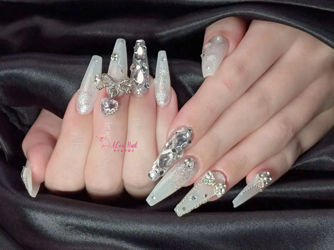 ネイル 桜ネイル 長さ出し フラワーネイル フレンチネイル ジェルネイル ハンドネイル ACon NailSalonのネイルデザイン