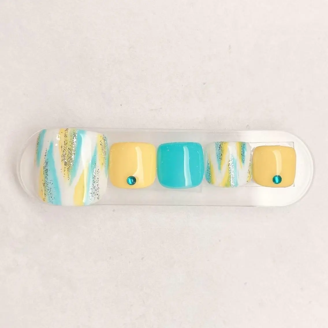 ネイル TiaryNail ERIKAのネイルデザイン