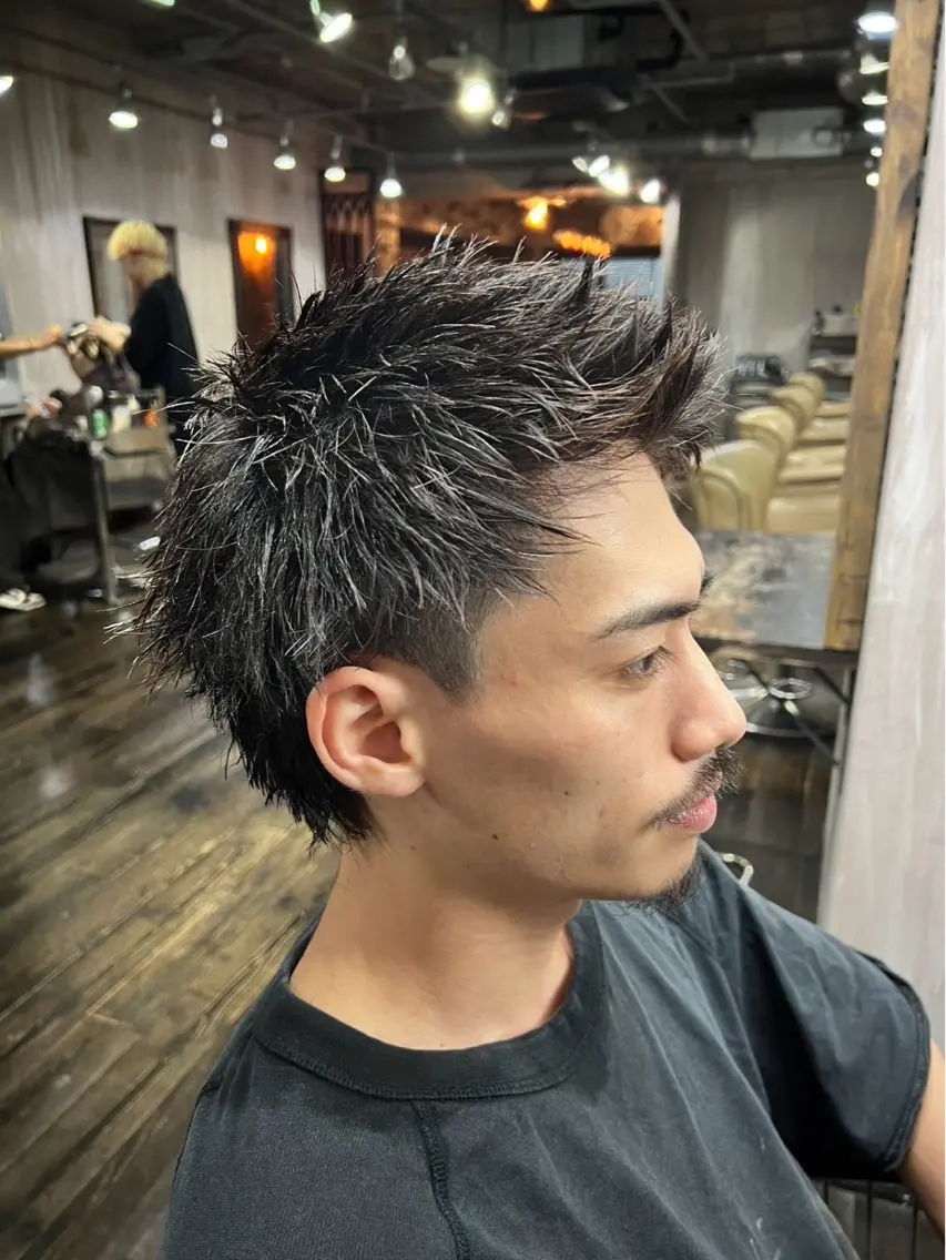 ショート メンズ スパイキーショート 刈り上げ ショートヘア M.Fe's はるな 🖤メンズカット募集のヘアスタイル