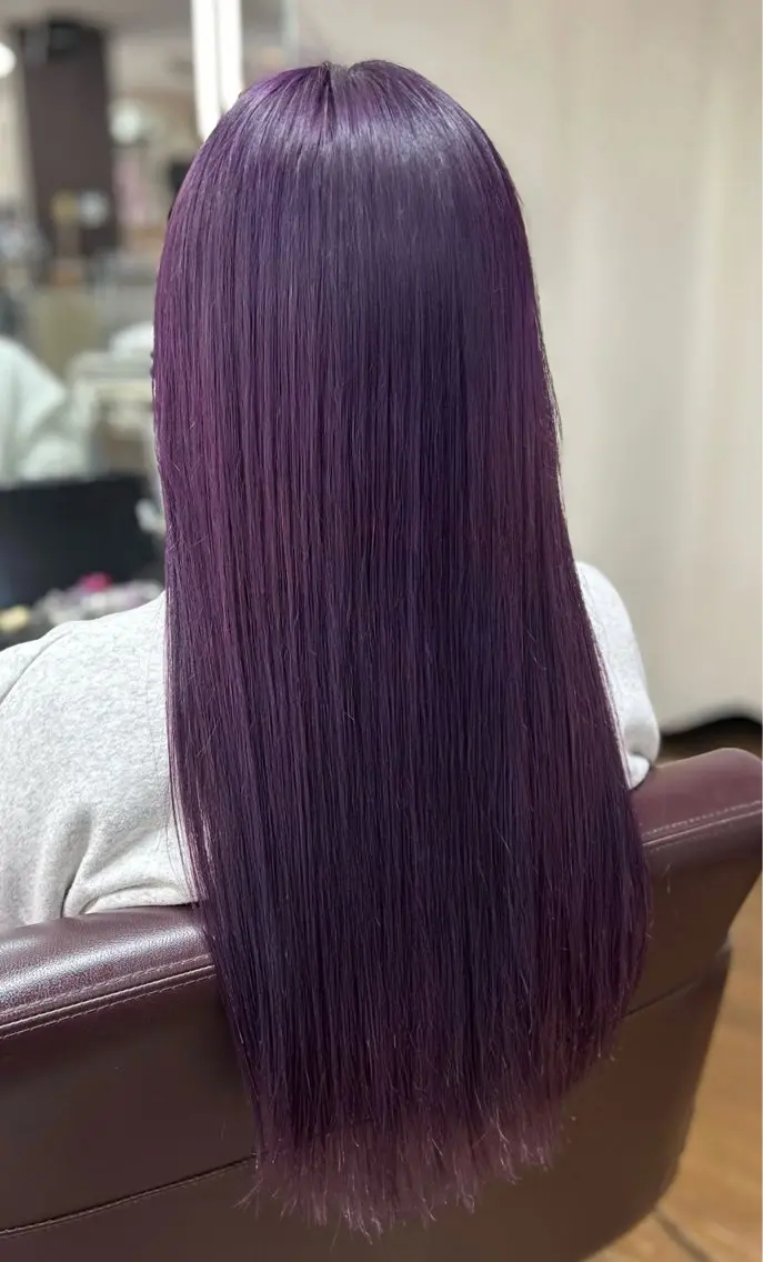 ロング パープルカラー カット ヘアカラー ✂︎CHII/ 白髪ぼかしのヘアスタイル