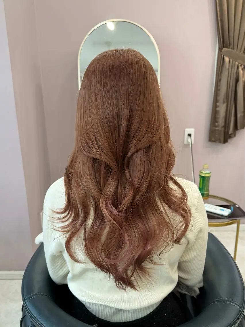 カラー ヘアカラー che'rie MIKUのヘアスタイル